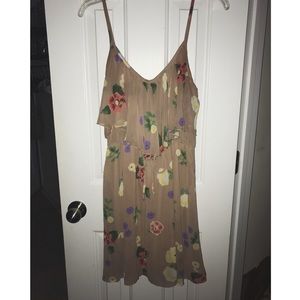Floral Beige/Tan Francesca’s Dress